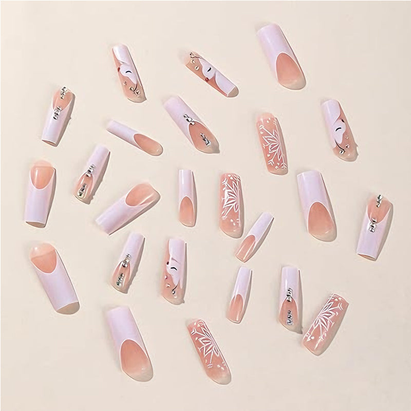 Snowflake & Reindeer Press-On Nails (24 Pcs)