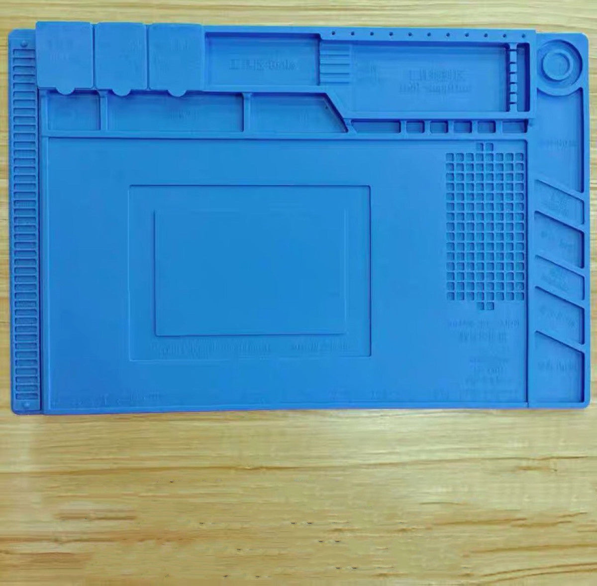Magnetic Heat-Resistant Repair Mat