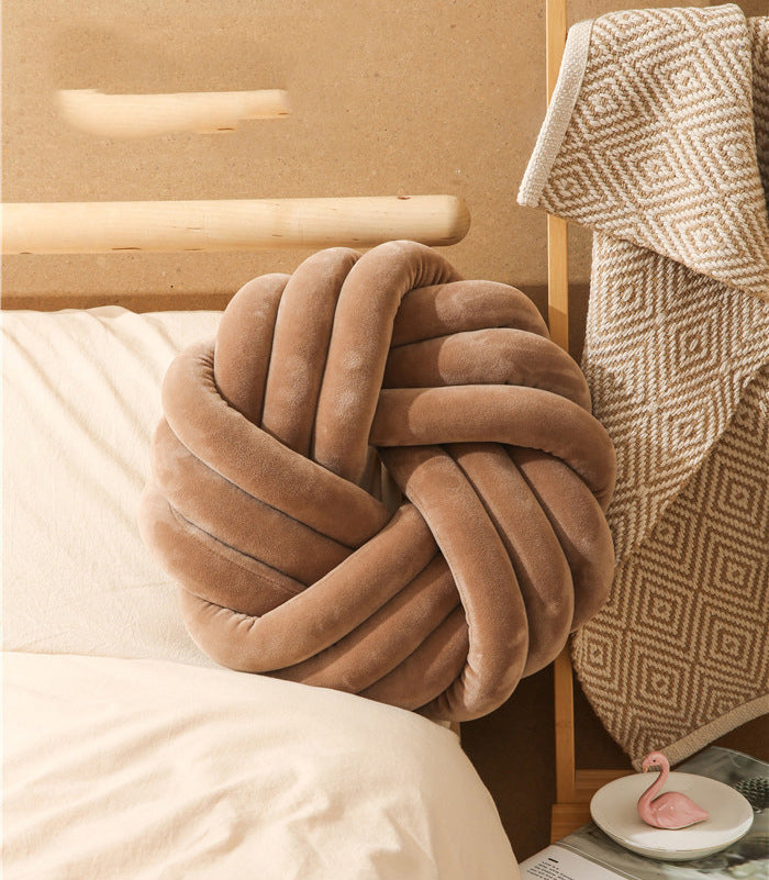 Knot Ball Decorative Pillow