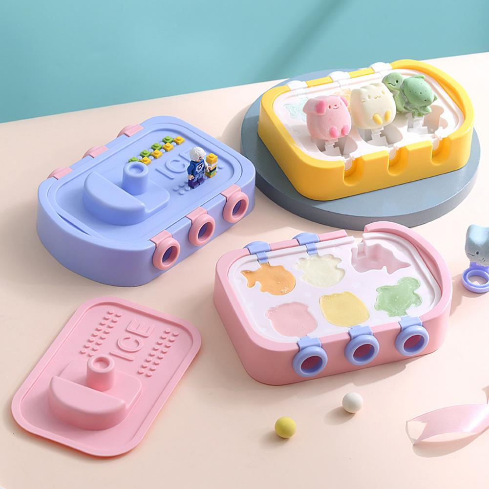 Boat-Shaped Silicone Ice Mold