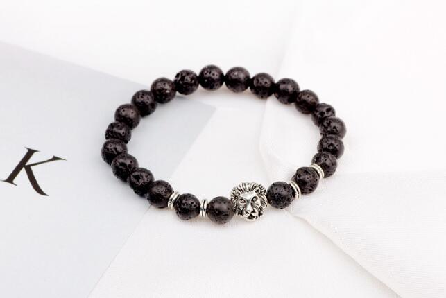 Carved Lion Head Bead Bracelet