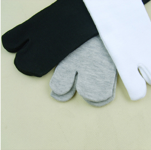 Japanese Split-Toe Tabi Socks