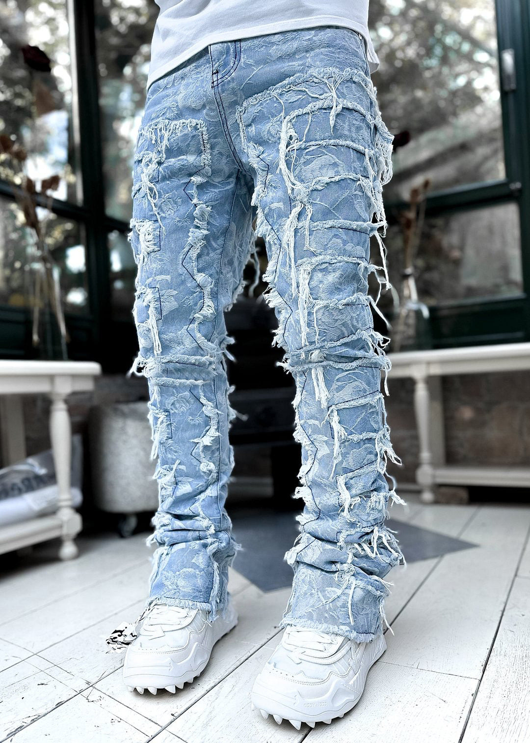 Men's Distressed Stacked Jeans