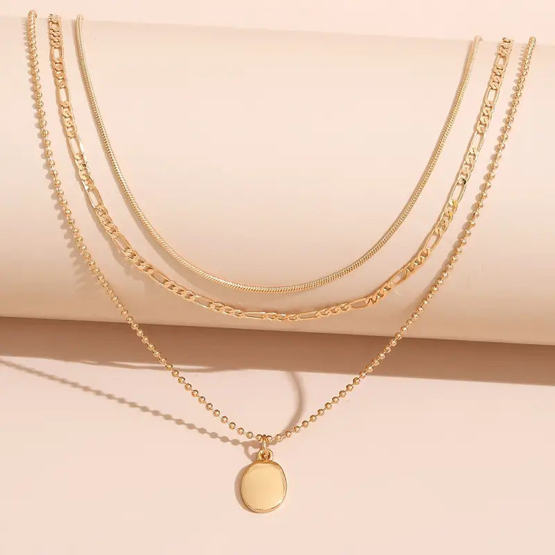 Vintage Oval Pendant Necklace