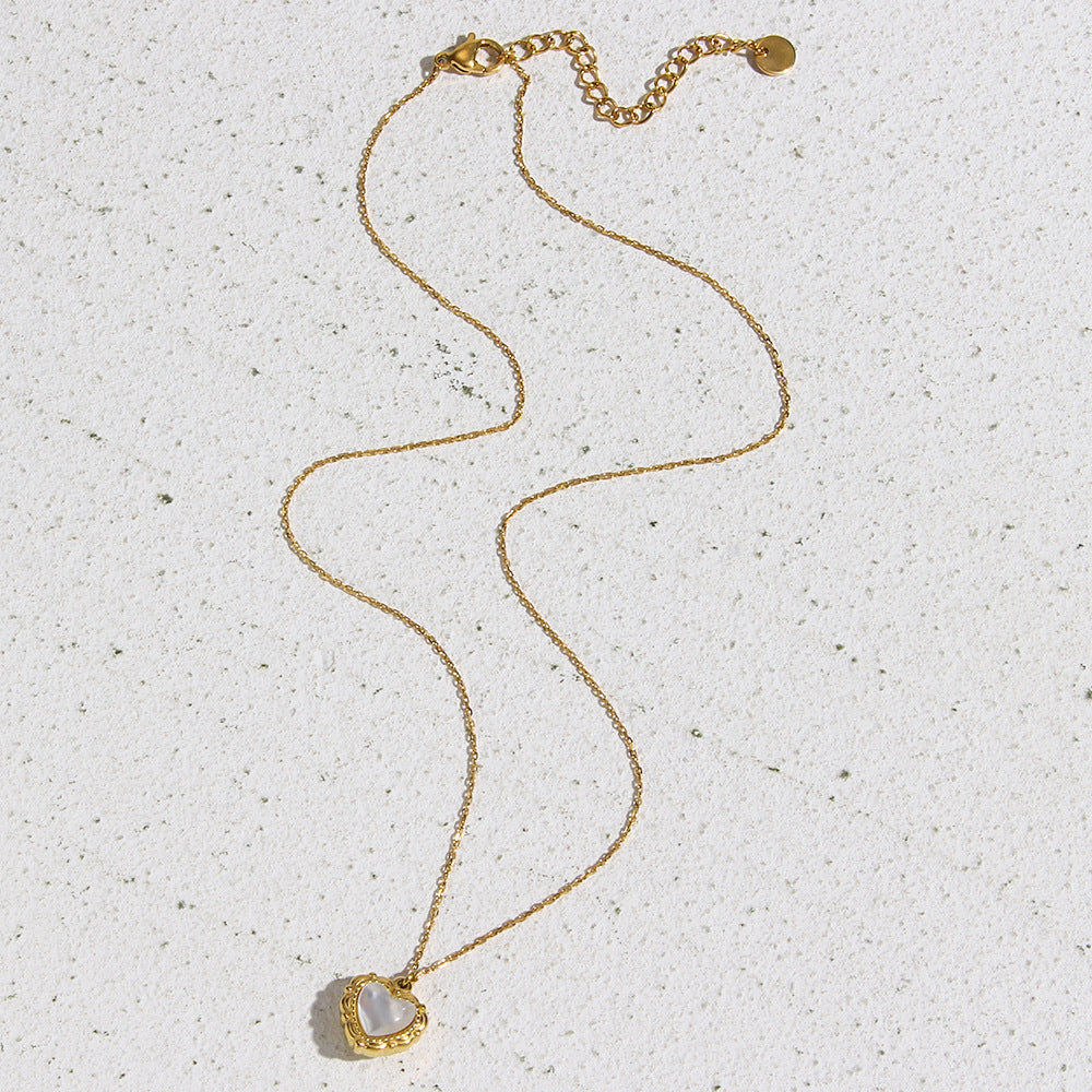 Shell Heart Pendant Necklace