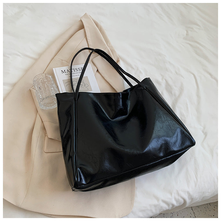 Slouchy Soft Shoulder Bag