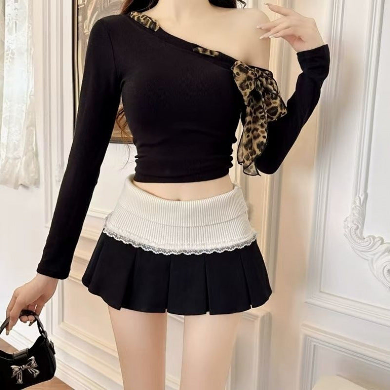 Lace-Trim Pleated Mini Skirt
