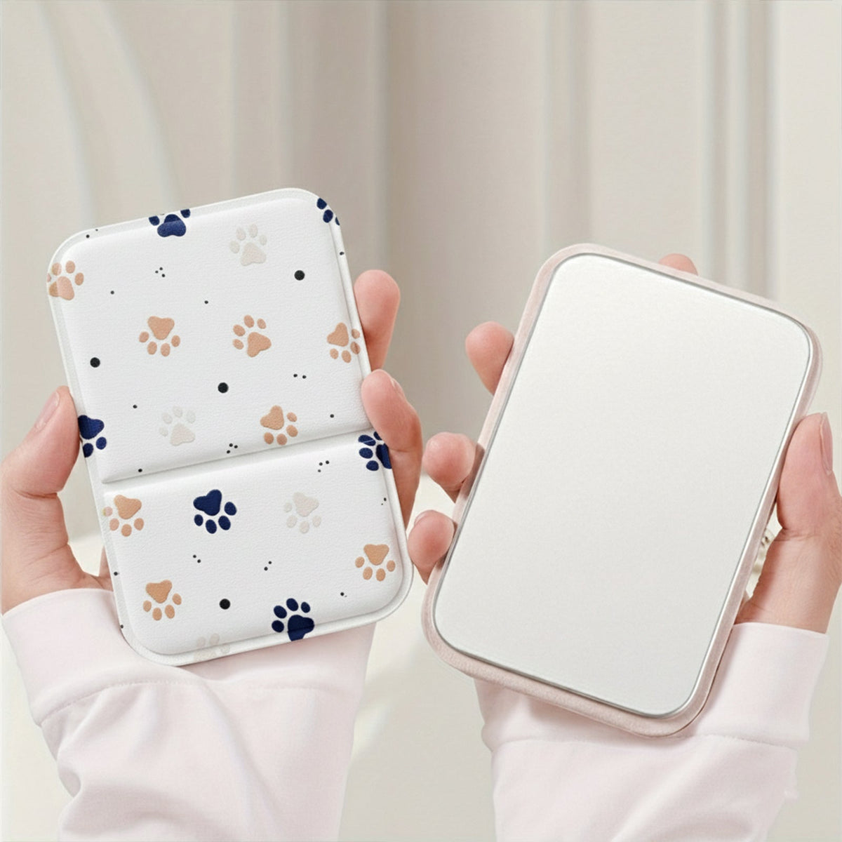 Cat Paw Folding Makeup Mirror