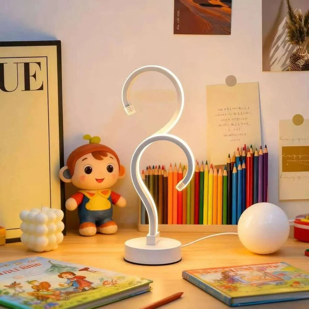 Curved Minimalist Desk Lamp