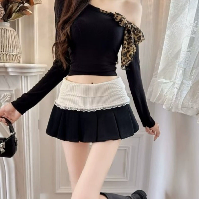 Lace-Trim Pleated Mini Skirt