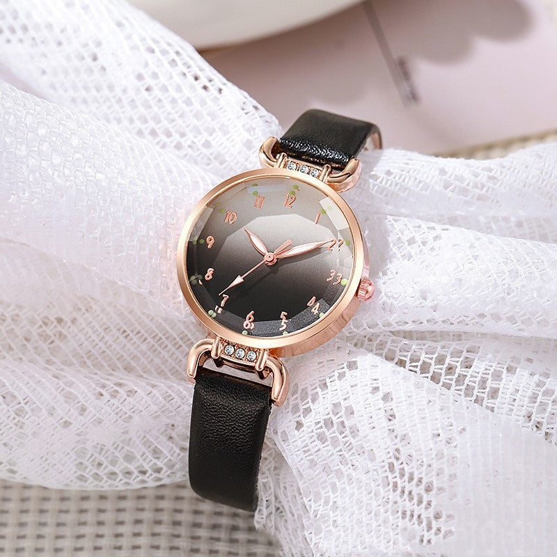 Women's Retro Quartz Watch