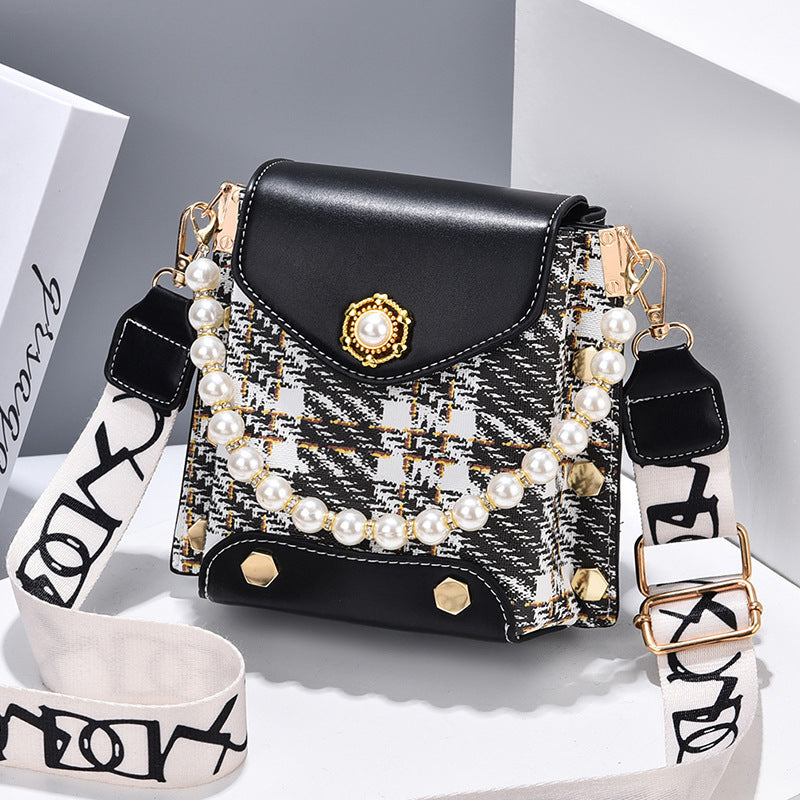 Pearl Chain Mini Crossbody Bag