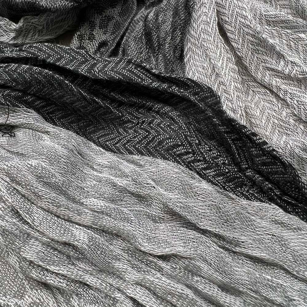 Gray Jacquard Winter Scarf
