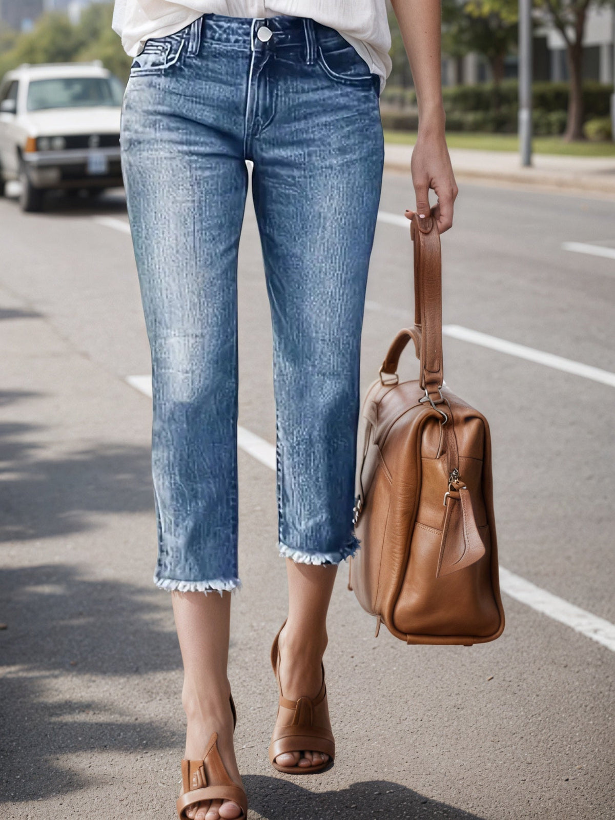 Women's Fringe-Hem Cropped Jeans