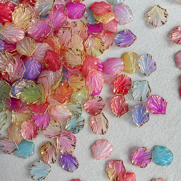 Gold-Trim Shell Leaf Beads