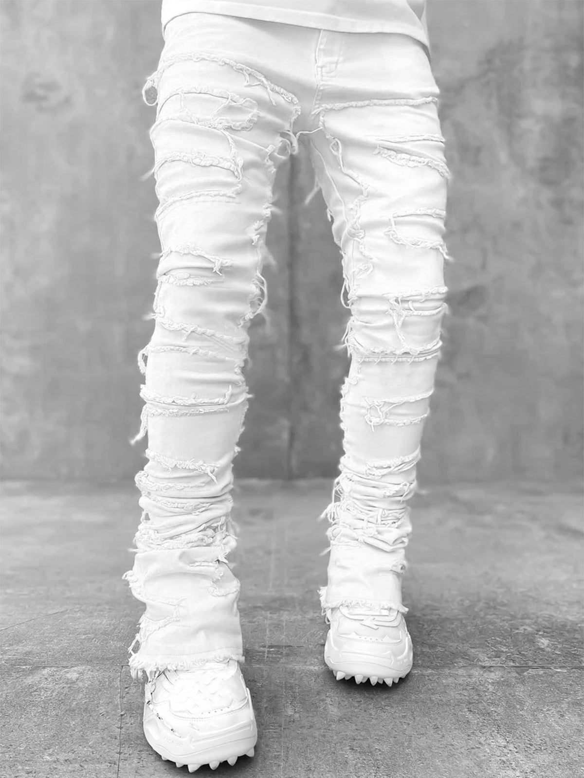Men's Distressed Stacked Jeans