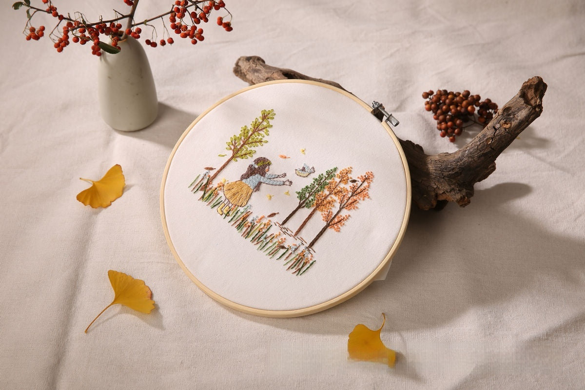 Flower & Grass Embroidery Kit