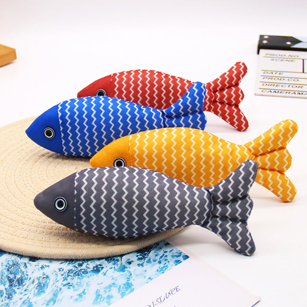 Burlap Fish Catnip Kicker