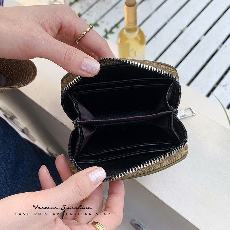 Women's Ruffle Compact Wallet