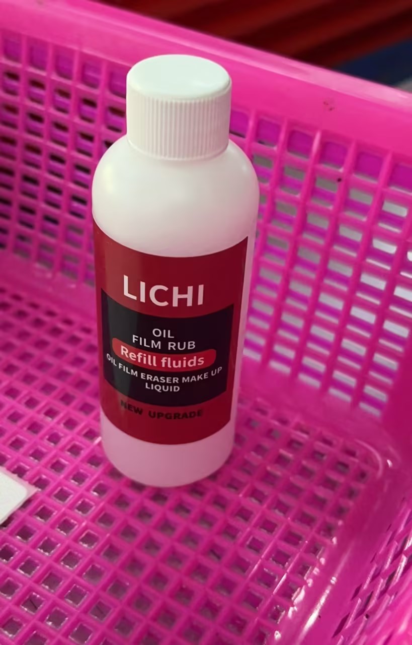 Windshield Oil Film Remover